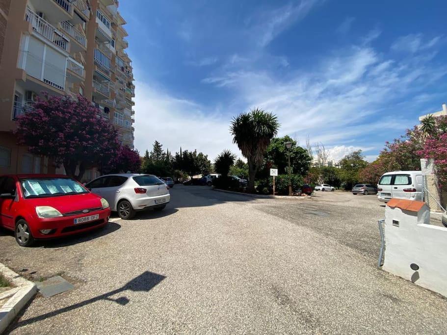 ベナルマデナAtico C/Vistas, Recep 24H, Piscinas Y Parkingアパートメント エクステリア 写真