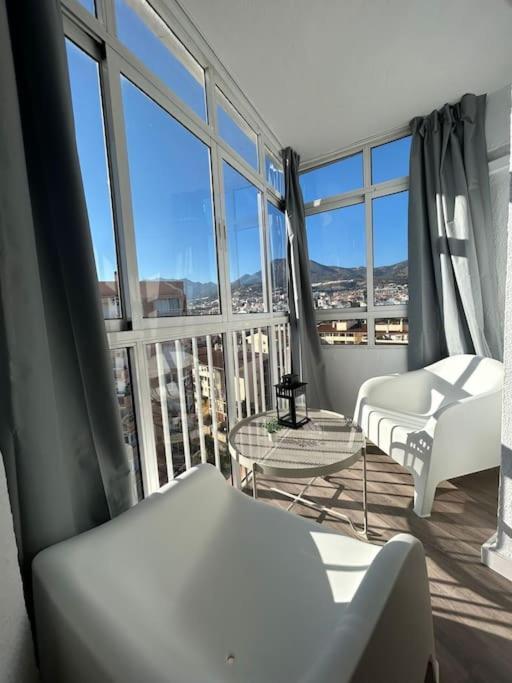 ベナルマデナAtico C/Vistas, Recep 24H, Piscinas Y Parkingアパートメント エクステリア 写真