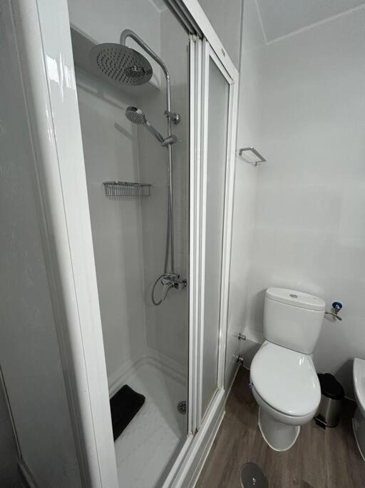 ベナルマデナAtico C/Vistas, Recep 24H, Piscinas Y Parkingアパートメント エクステリア 写真