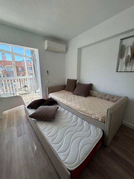 ベナルマデナAtico C/Vistas, Recep 24H, Piscinas Y Parkingアパートメント エクステリア 写真